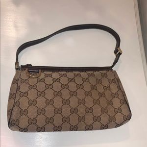 Gucci pochette purse